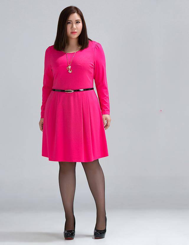 夏日扬长避短穿搭术 给130斤以上女生的显瘦显美指南